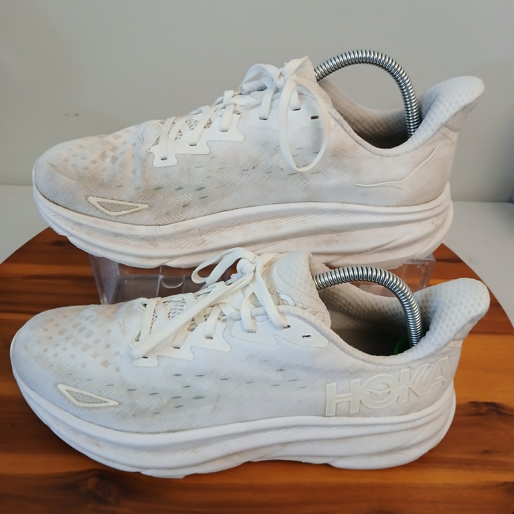 Hoka One One Clifton 9 Womens 10 White Running Shoes Sneakers 1127896